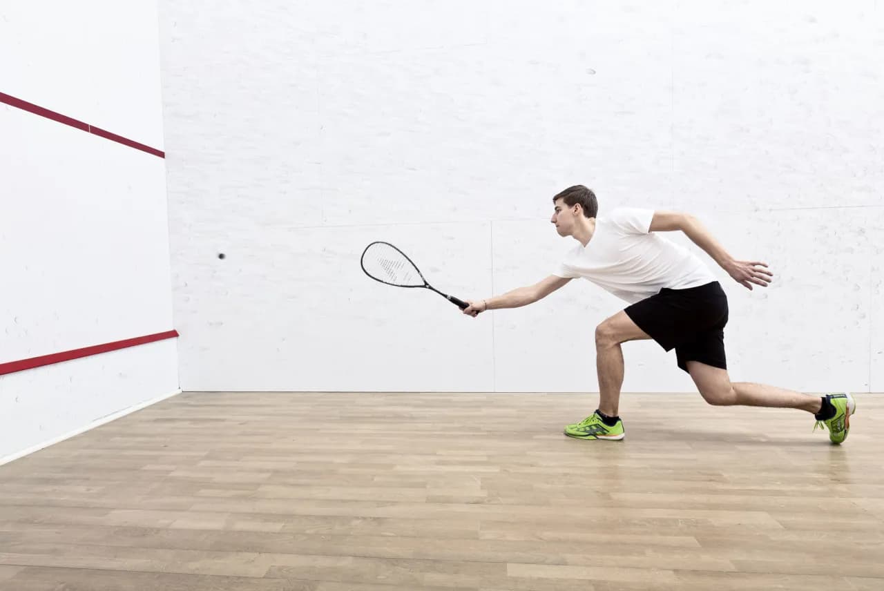 Najlepszy trener squasha w Warszawie - skuteczne treningi dla każdego